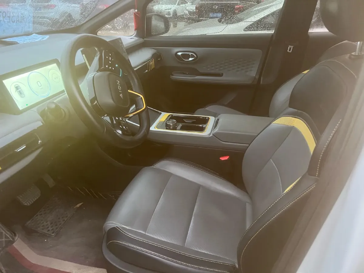 2022 Geely Okavango 1.8T 184HP L4 7DCT,autocango,china used car exporter,china ev exporter,chinese used car exporter,chinese used ev exporter