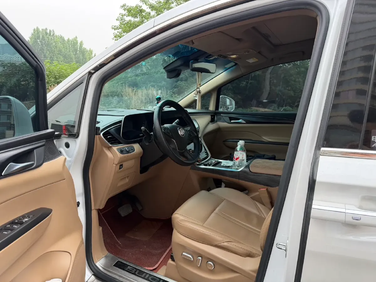 2021 Buick GL8 2.0T 237HP L4 9AT,autocango,china used car exporter,china ev exporter,chinese used car exporter,chinese used ev exporter