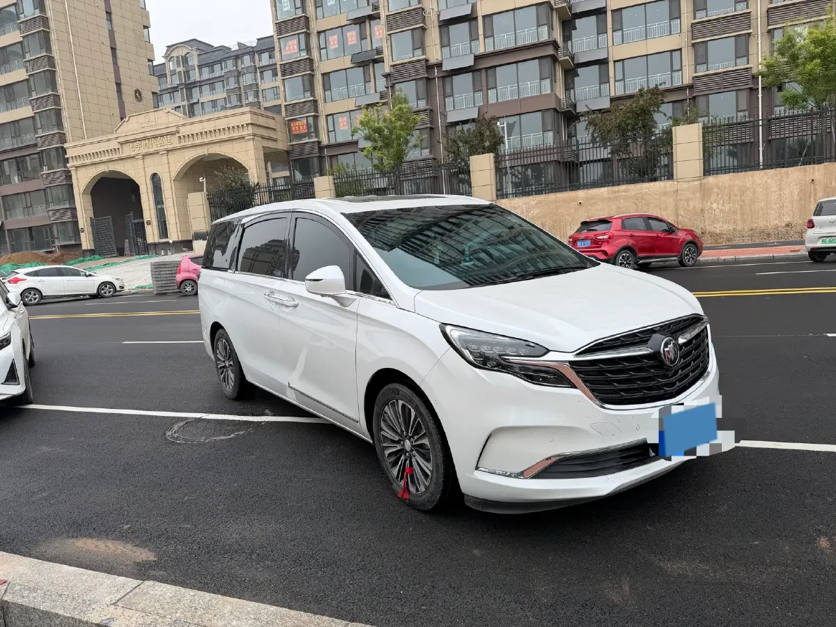 2021 Buick GL8 2.0T 237HP L4 9AT,autocango,china used car exporter,china ev exporter,chinese used car exporter,chinese used ev exporter