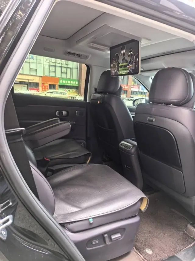 2024 Leapmotor C16 BEV 67.7KWH,autocango,china used car exporter,china ev exporter,chinese used car exporter,chinese used ev exporter