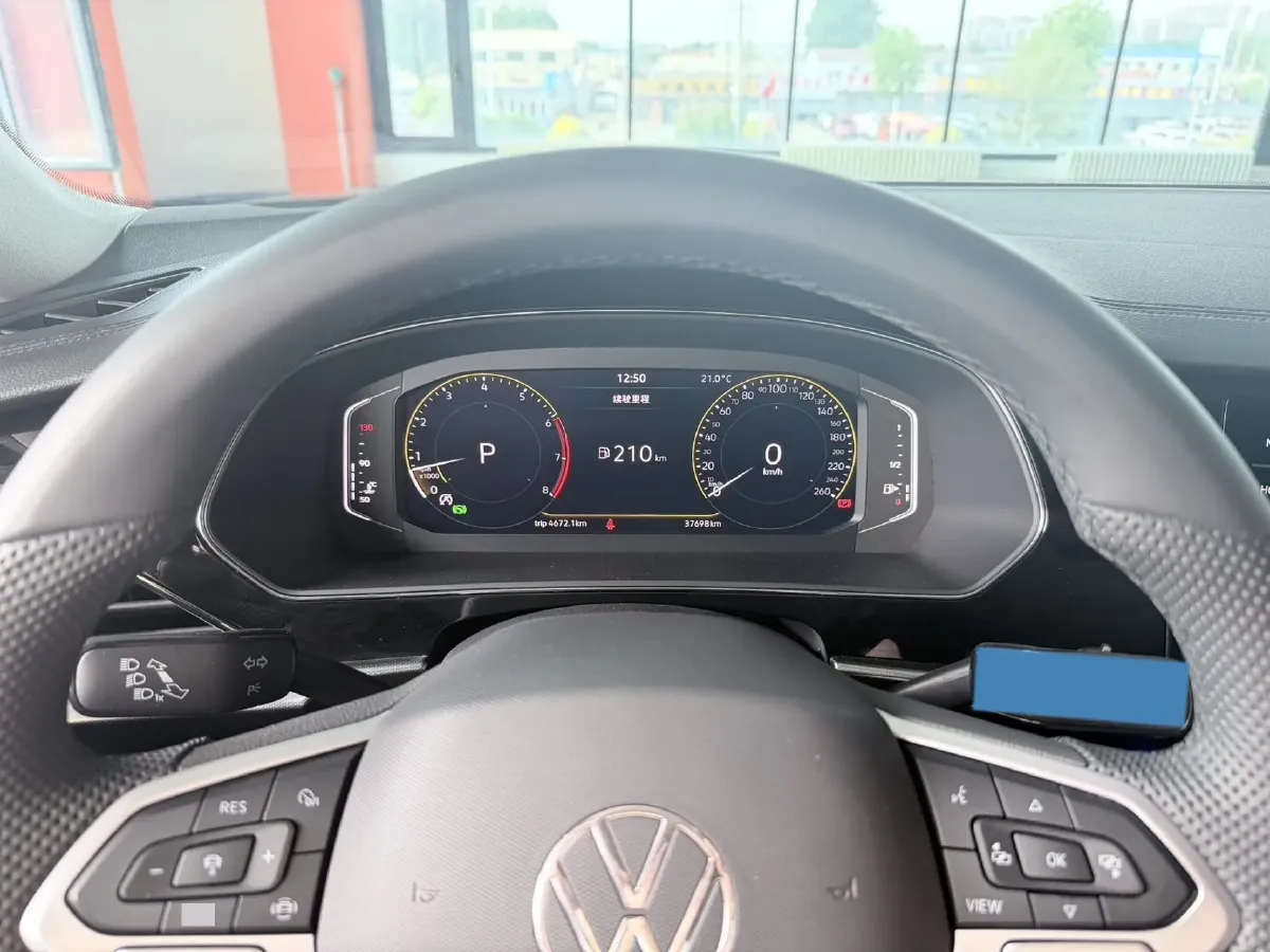 2025 Volkswagen Passat 2.0T 220HP L4 7DCT,autocango,china used car exporter,china ev exporter,chinese used car exporter,chinese used ev exporter