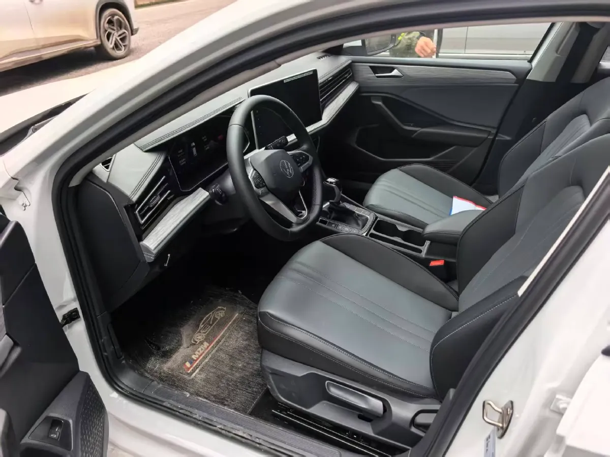 2026 Volkswagen Sagitar 1.5T 160HP L4 7DCT,autocango,china used car exporter,china ev exporter,chinese used car exporter,chinese used ev exporter