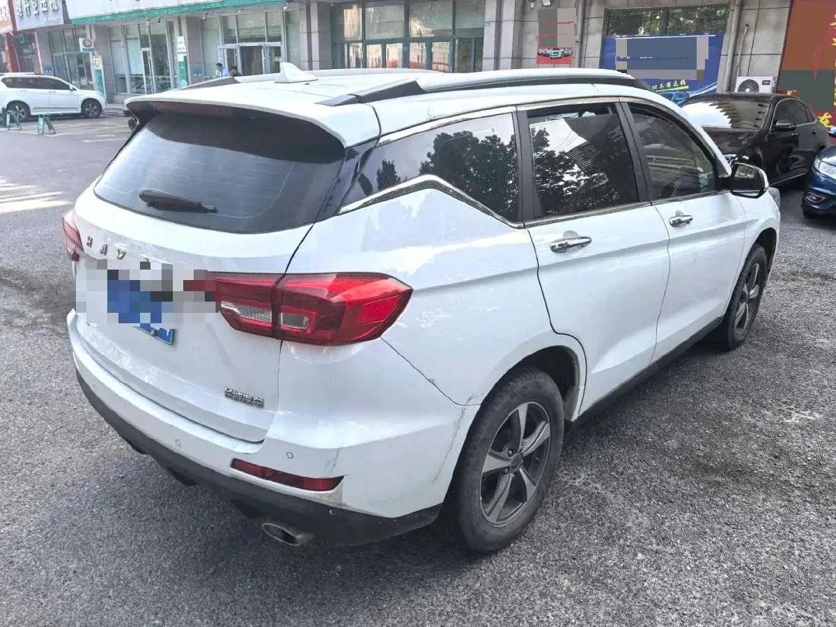 2018 Haval M6 1.5T 150HP L4 7DCT,autocango,china used car exporter,china ev exporter,chinese used car exporter,chinese used ev exporter