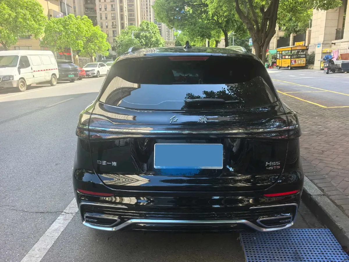 2023 HongQi HS5 2.0T 252HP L4 8AT,autocango,china used car exporter,china ev exporter,chinese used car exporter,chinese used ev exporter