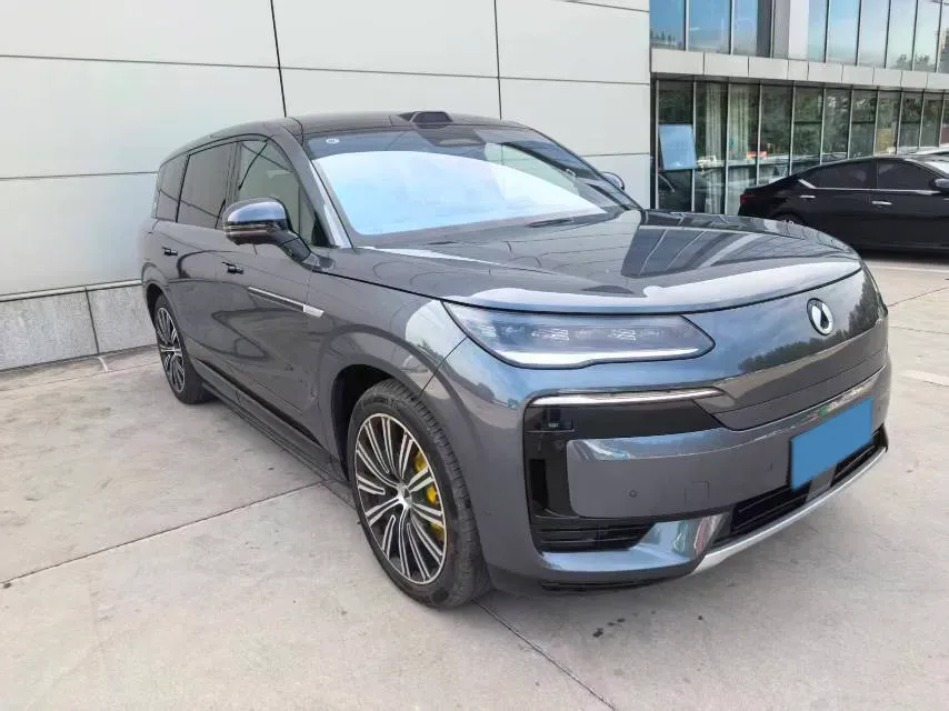 2025 Denza DenzaN9 2.0T 207HP L4 E-CVT PHEV,autocango,china used car exporter,china ev exporter,chinese used car exporter,chinese used ev exporter