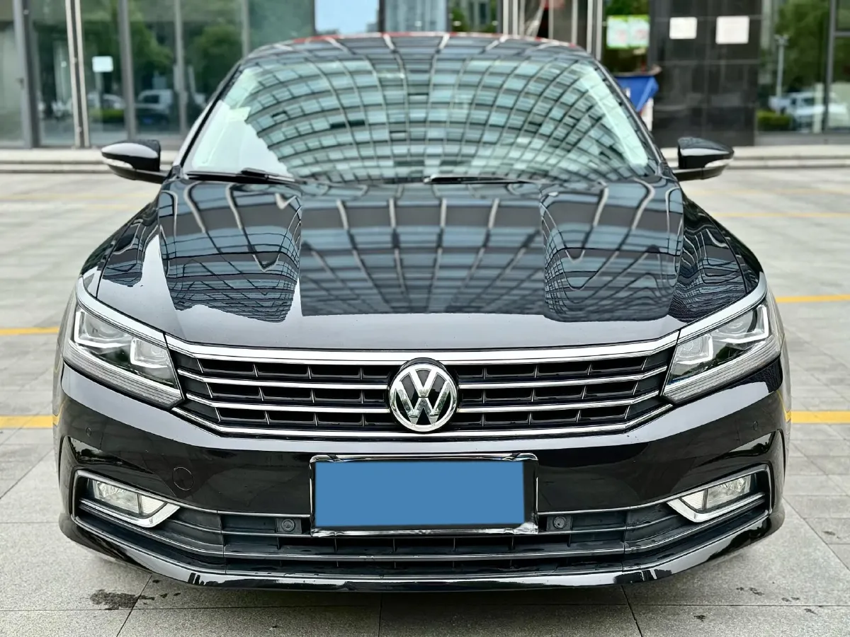 2017 Volkswagen Passat 1.4T 150HP L4 7DCT,autocango,china used car exporter,china ev exporter,chinese used car exporter,chinese used ev exporter