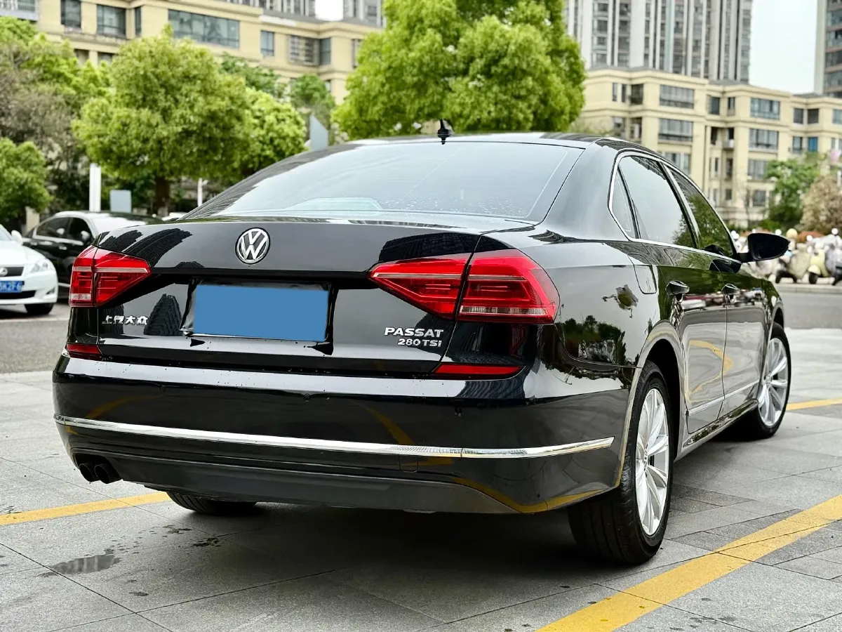 2017 Volkswagen Passat 1.4T 150HP L4 7DCT,autocango,china used car exporter,china ev exporter,chinese used car exporter,chinese used ev exporter
