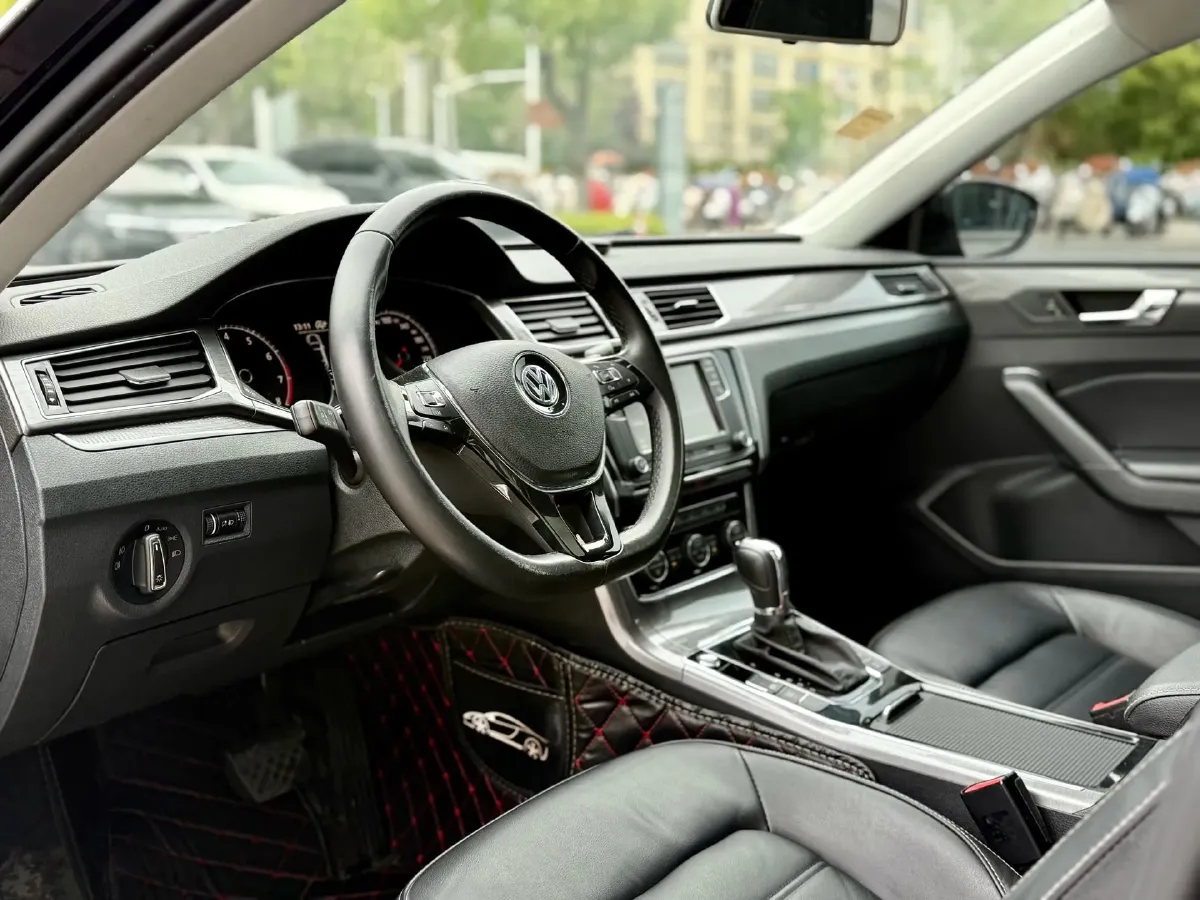 2017 Volkswagen Passat 1.4T 150HP L4 7DCT,autocango,china used car exporter,china ev exporter,chinese used car exporter,chinese used ev exporter