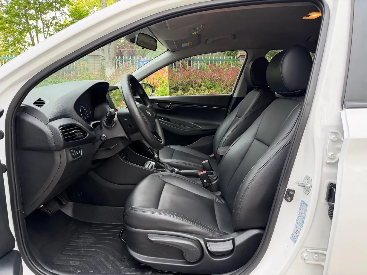 2020 Hyundai Celesta 1.6L 123HP L4 6AT,autocango,china used car exporter,china ev exporter,chinese used car exporter,chinese used ev exporter