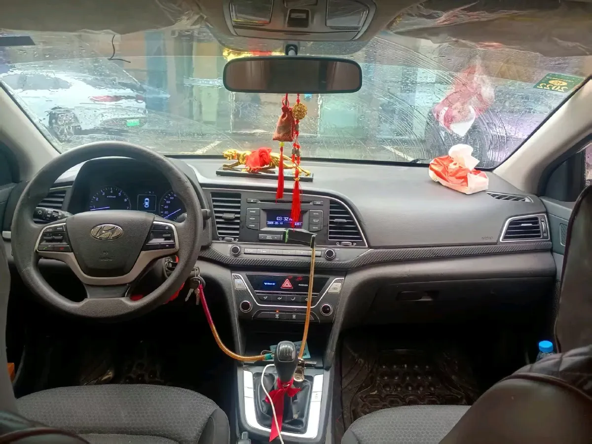 2016 Hyundai Elantra 1.6L 128HP L4 6MT,autocango,china used car exporter,china ev exporter,chinese used car exporter,chinese used ev exporter