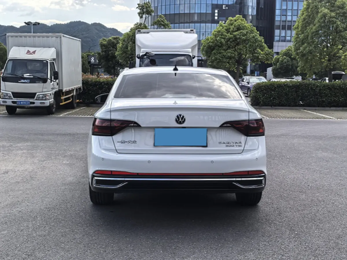 2023 Volkswagen Sagitar 1.5T 160HP L4 7DCT,autocango,china used car exporter,china ev exporter,chinese used car exporter,chinese used ev exporter