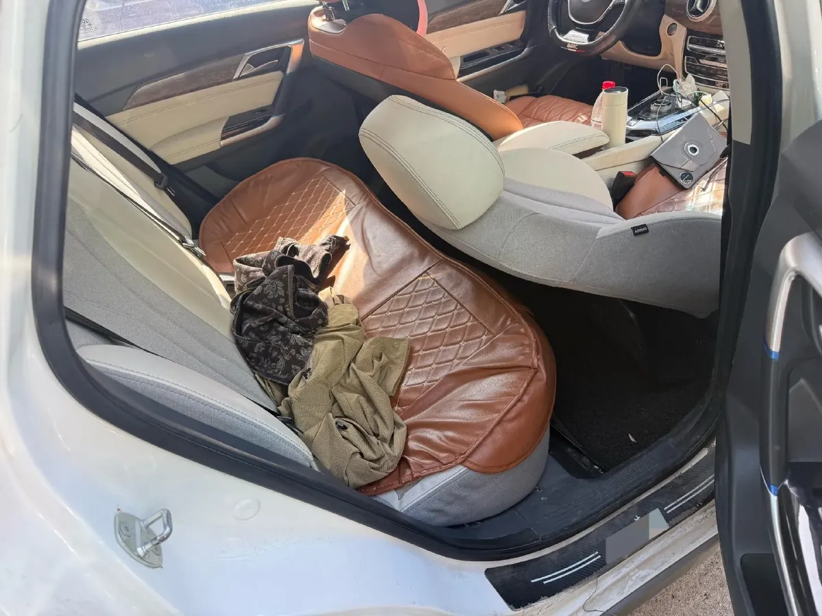 2018 BeiJing Auto EU5 BEV 53.66KWH,autocango,china used car exporter,china ev exporter,chinese used car exporter,chinese used ev exporter