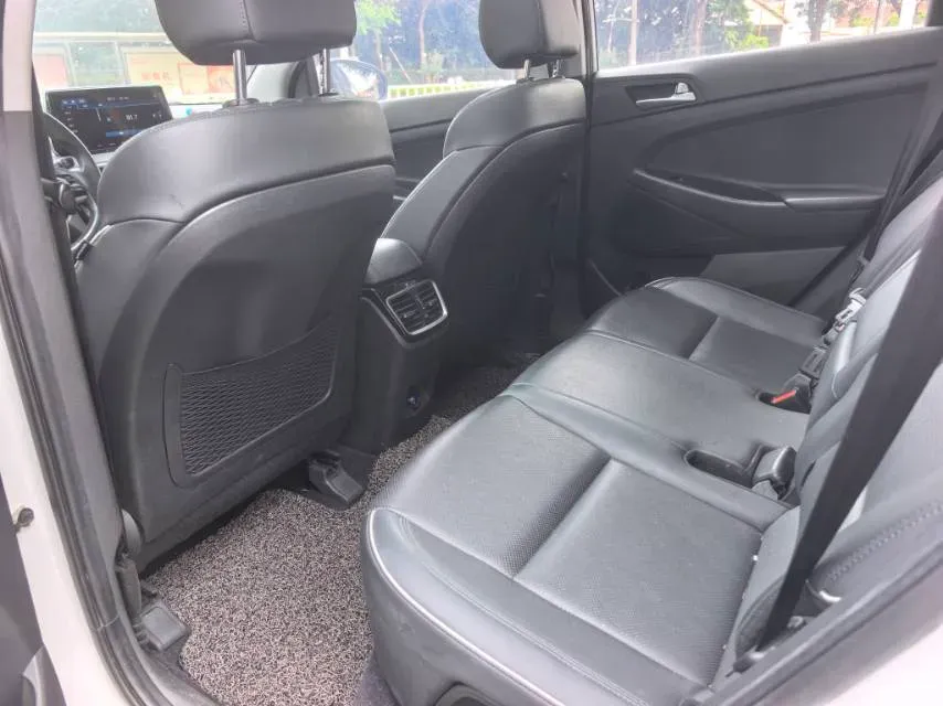 2019 Hyundai Tucson 1.6T 177HP L4 7DCT,autocango,china used car exporter,china ev exporter,chinese used car exporter,chinese used ev exporter