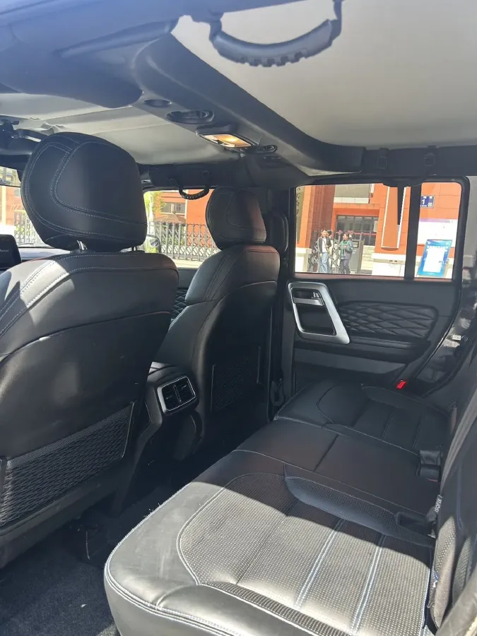 2020 Beijing BJ40 2.0T 224HP L4 8AT,autocango,china used car exporter,china ev exporter,chinese used car exporter,chinese used ev exporter