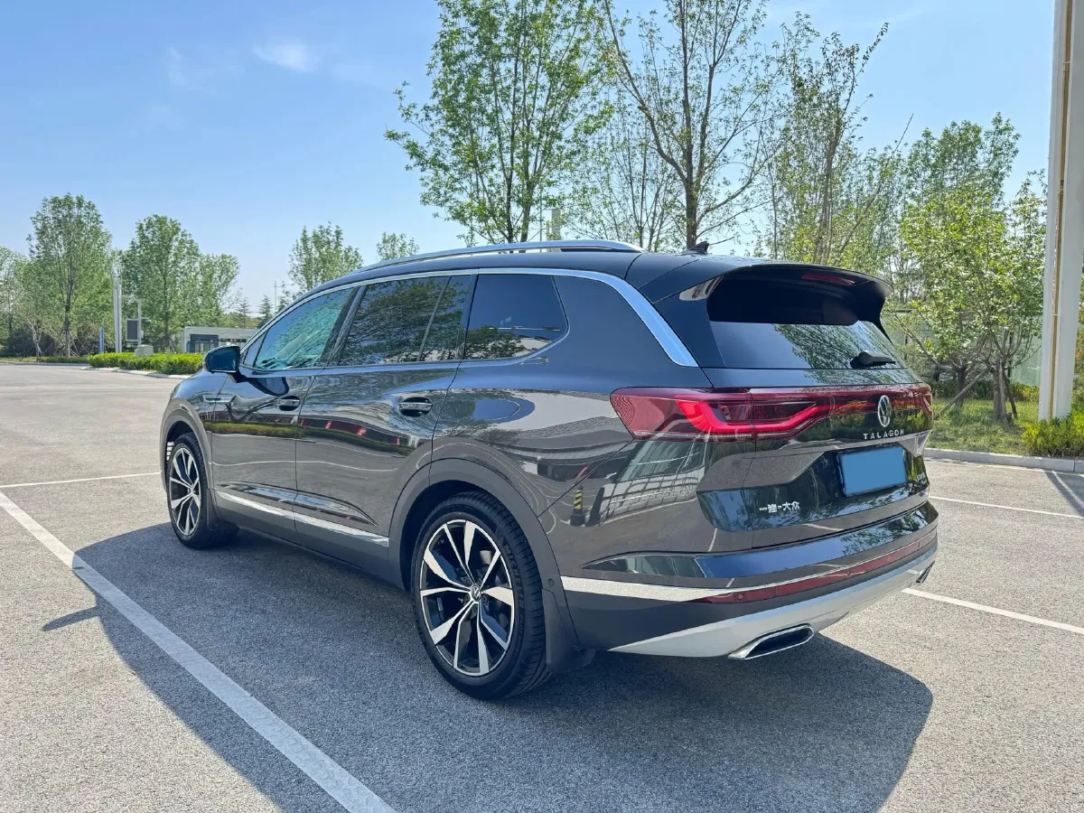 2024 Volkswagen Talagon 2.5T 299HP V6 7DCT,autocango,china used car exporter,china ev exporter,chinese used car exporter,chinese used ev exporter