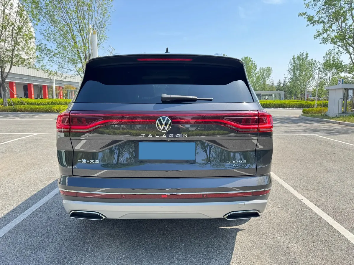 2024 Volkswagen Talagon 2.5T 299HP V6 7DCT,autocango,china used car exporter,china ev exporter,chinese used car exporter,chinese used ev exporter