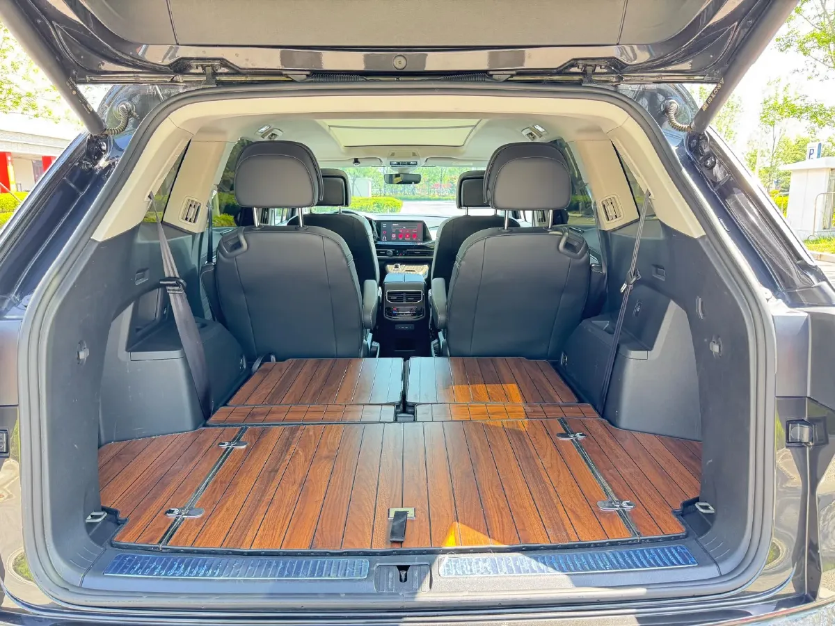 2024 Volkswagen Talagon 2.5T 299HP V6 7DCT,autocango,china used car exporter,china ev exporter,chinese used car exporter,chinese used ev exporter