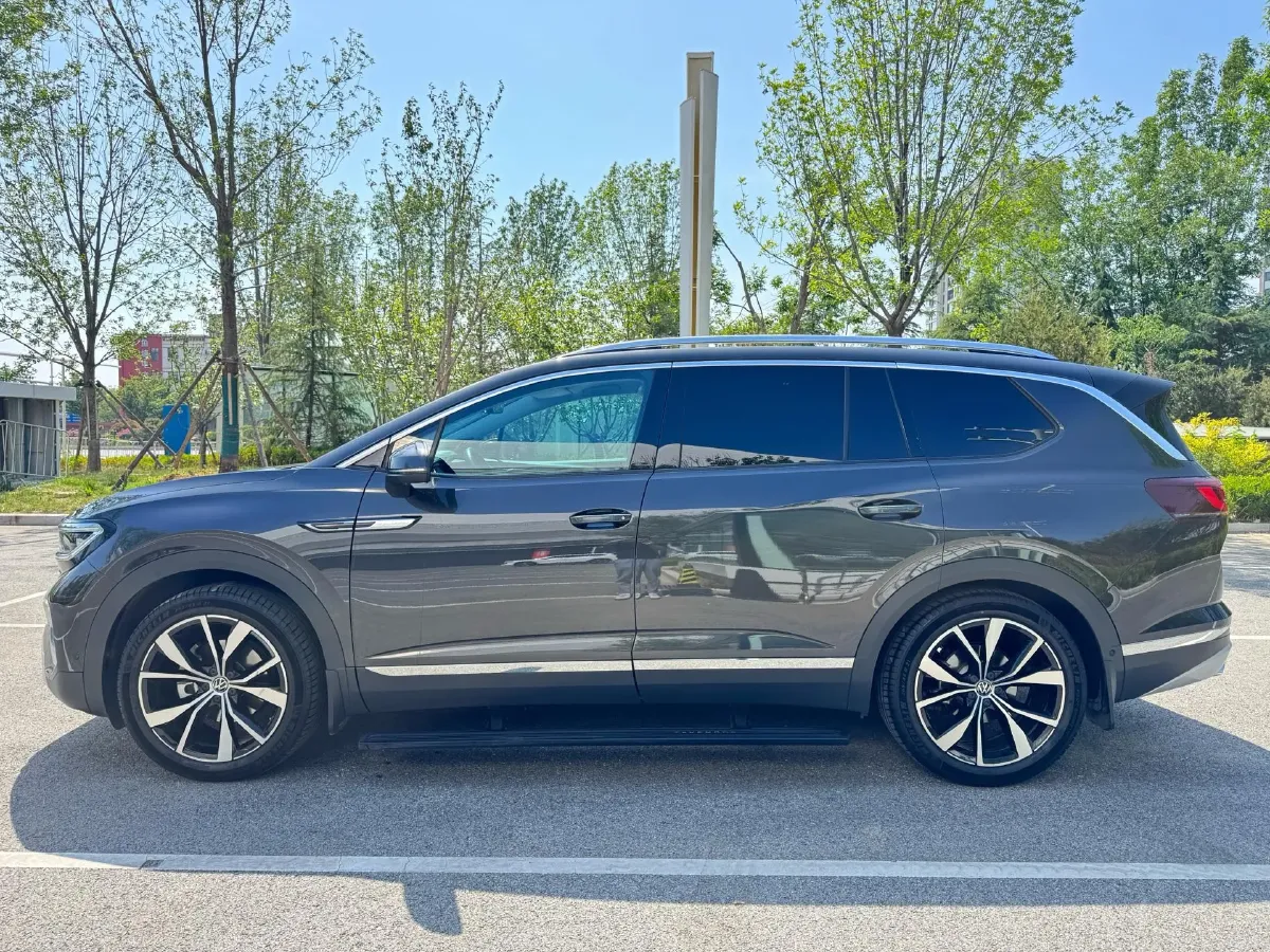 2024 Volkswagen Talagon 2.5T 299HP V6 7DCT,autocango,china used car exporter,china ev exporter,chinese used car exporter,chinese used ev exporter