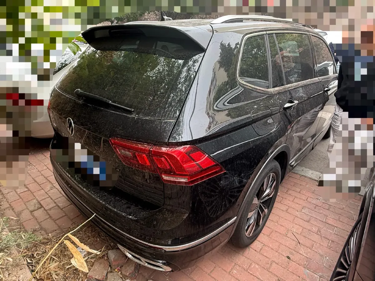 2025 Volkswagen Tiguan L 2.0T 186HP L4 7DCT,autocango,china used car exporter,china ev exporter,chinese used car exporter,chinese used ev exporter