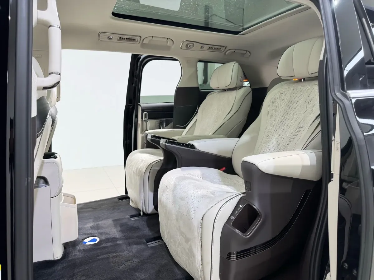 2024 Denza D9 1.5T 139HP L4 E-CVT PHEV 40KWH,autocango,china used car exporter,china ev exporter,chinese used car exporter,chinese used ev exporter