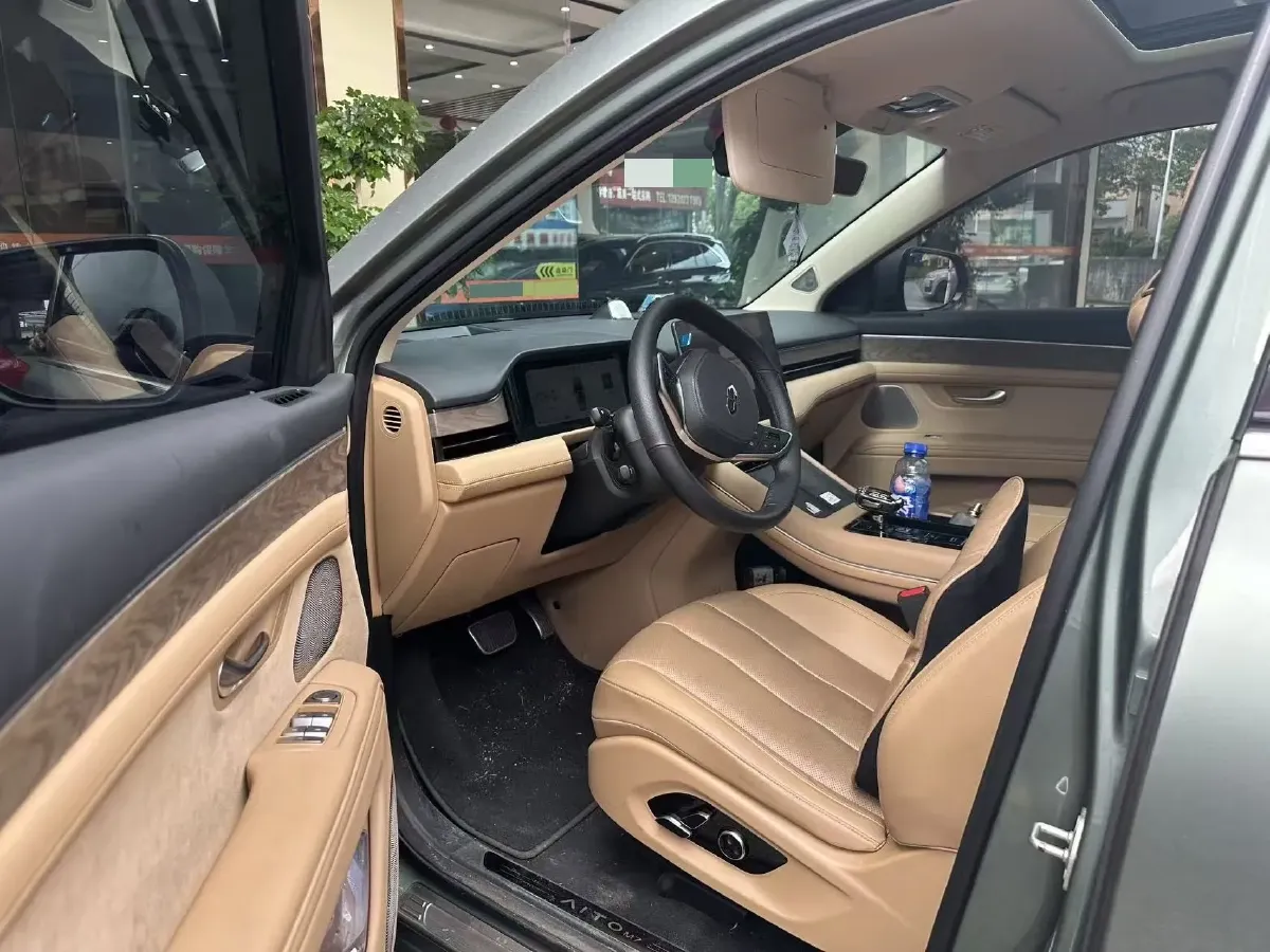 2022 Infiniti Q50L 2.0T 211HP L4 7AT,autocango,china used car exporter,china ev exporter,chinese used car exporter,chinese used ev exporter