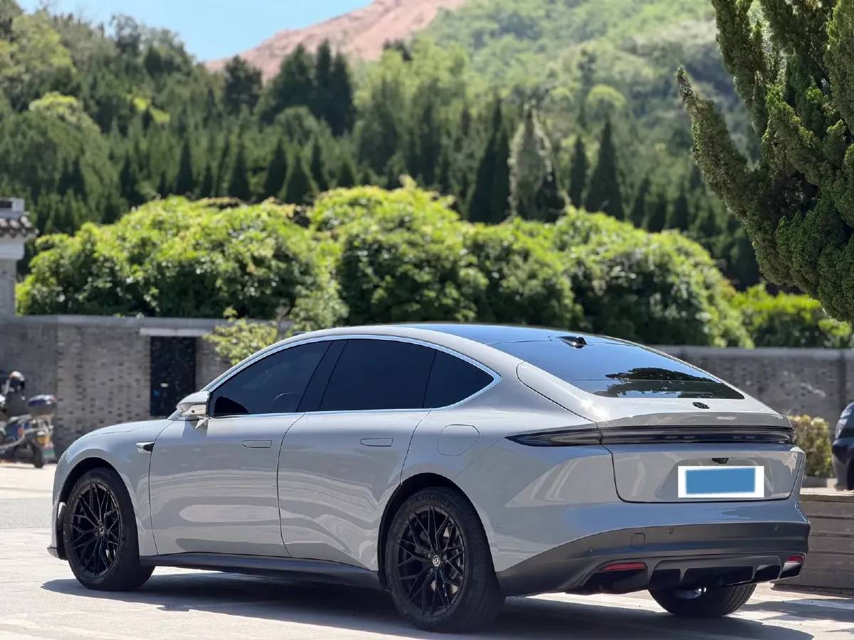 2022 JunTian HeiWuShi Youth 2.0T 203HP L4 6AT,autocango,china used car exporter,china ev exporter,chinese used car exporter,chinese used ev exporter