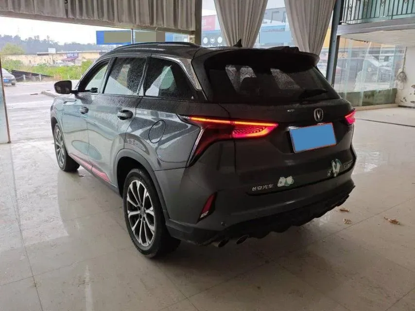 2021 ChangAn CS75 Plus 2.0T 233HP L4 8AT,autocango,china used car exporter,china ev exporter,chinese used car exporter,chinese used ev exporter