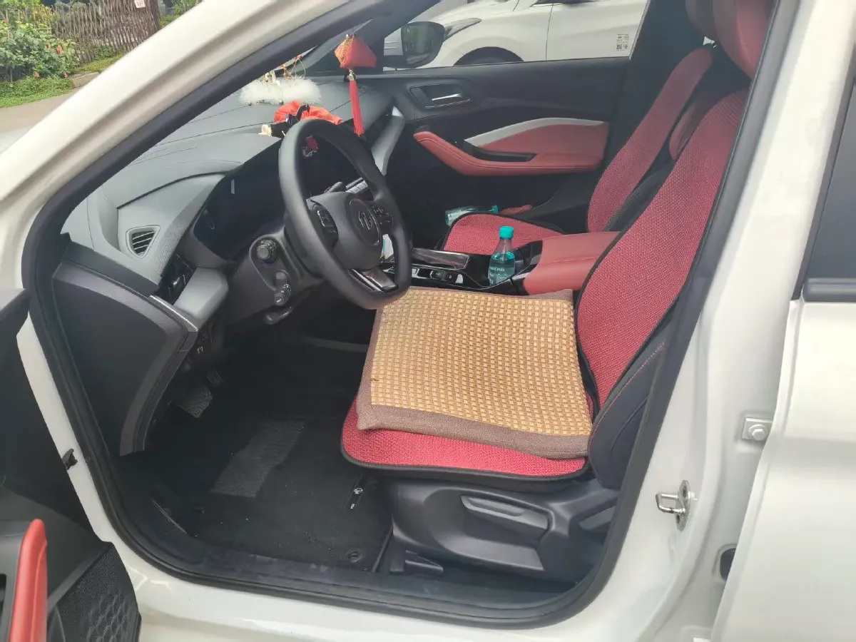 2021 MG 5 1.5L 120HP L4 CVT,autocango,china used car exporter,china ev exporter,chinese used car exporter,chinese used ev exporter