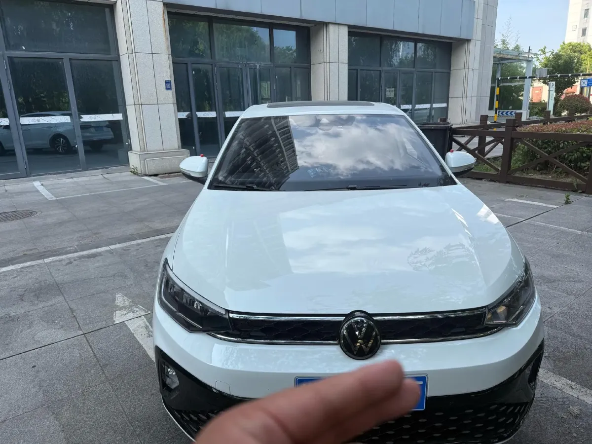 2025 Volkswagen Lavida 1.5L 110HP L4 6AT,autocango,china used car exporter,china ev exporter,chinese used car exporter,chinese used ev exporter