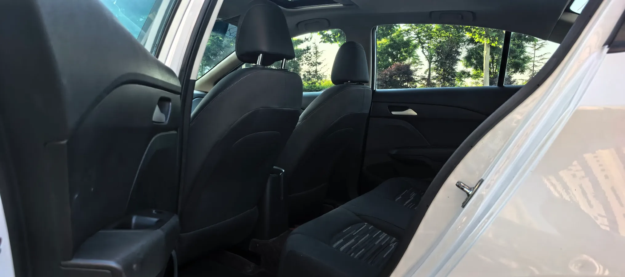 2019 Chevrolet Cavalier 1.5L 113HP L4 6AT,autocango,china used car exporter,china ev exporter,chinese used car exporter,chinese used ev exporter