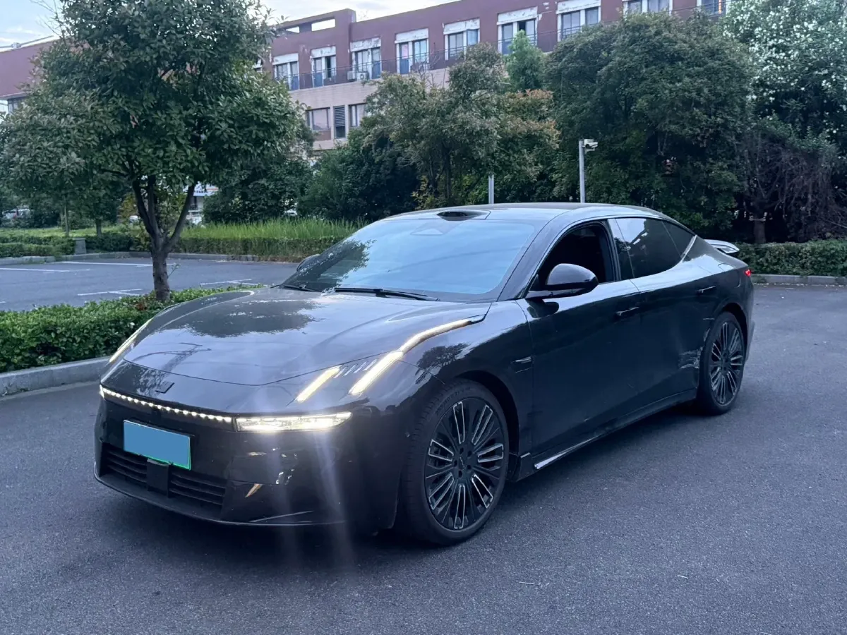 2025 LYNK&CO 10 EM-P 1.5T 163HP L4 3DHT PHEV,autocango,china used car exporter,china ev exporter,chinese used car exporter,chinese used ev exporter