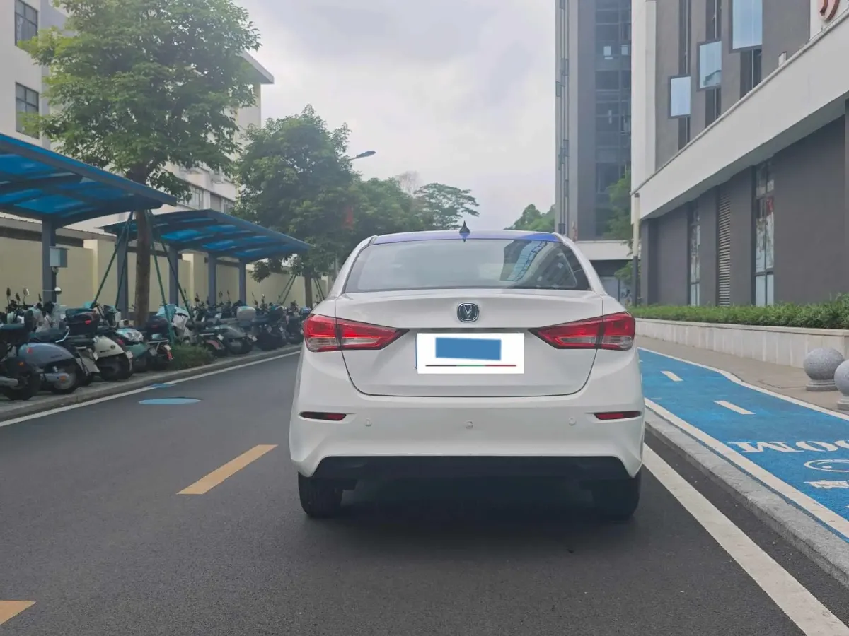 2019 ChangAn Alsvin 1.5L 107HP L4 5DCT,autocango,china used car exporter,china ev exporter,chinese used car exporter,chinese used ev exporter