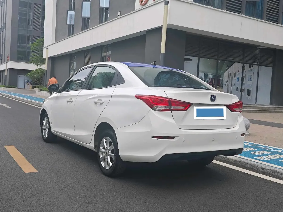 2019 ChangAn Alsvin 1.5L 107HP L4 5DCT,autocango,china used car exporter,china ev exporter,chinese used car exporter,chinese used ev exporter