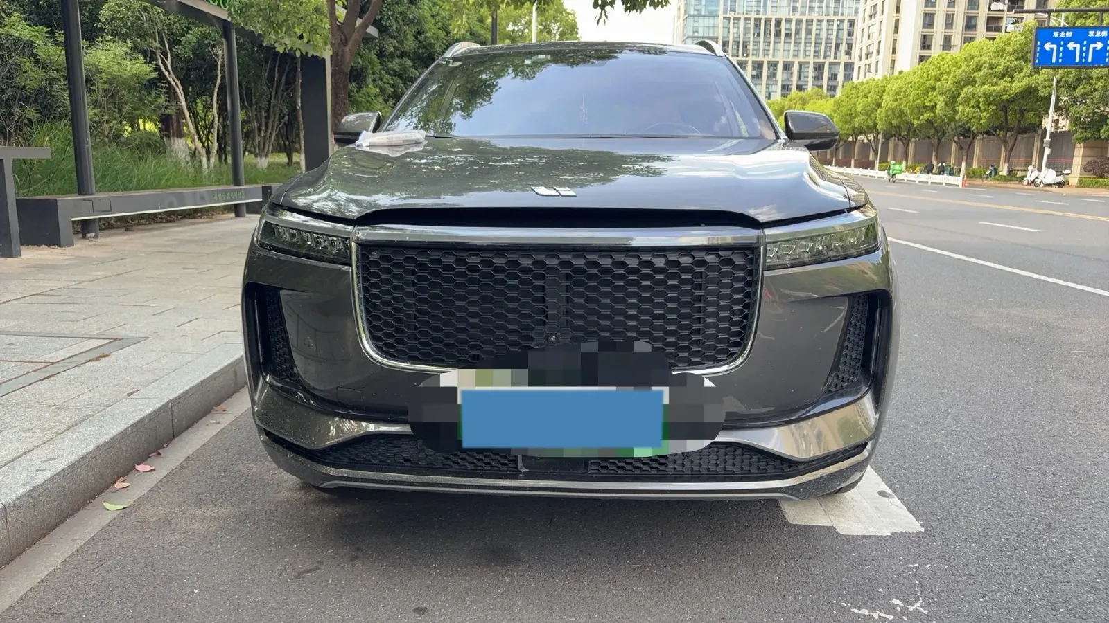 2020 Li ONE Range Extended 131HP REEV 40.5KWH,autocango,china used car exporter,china ev exporter,chinese used car exporter,chinese used ev exporter