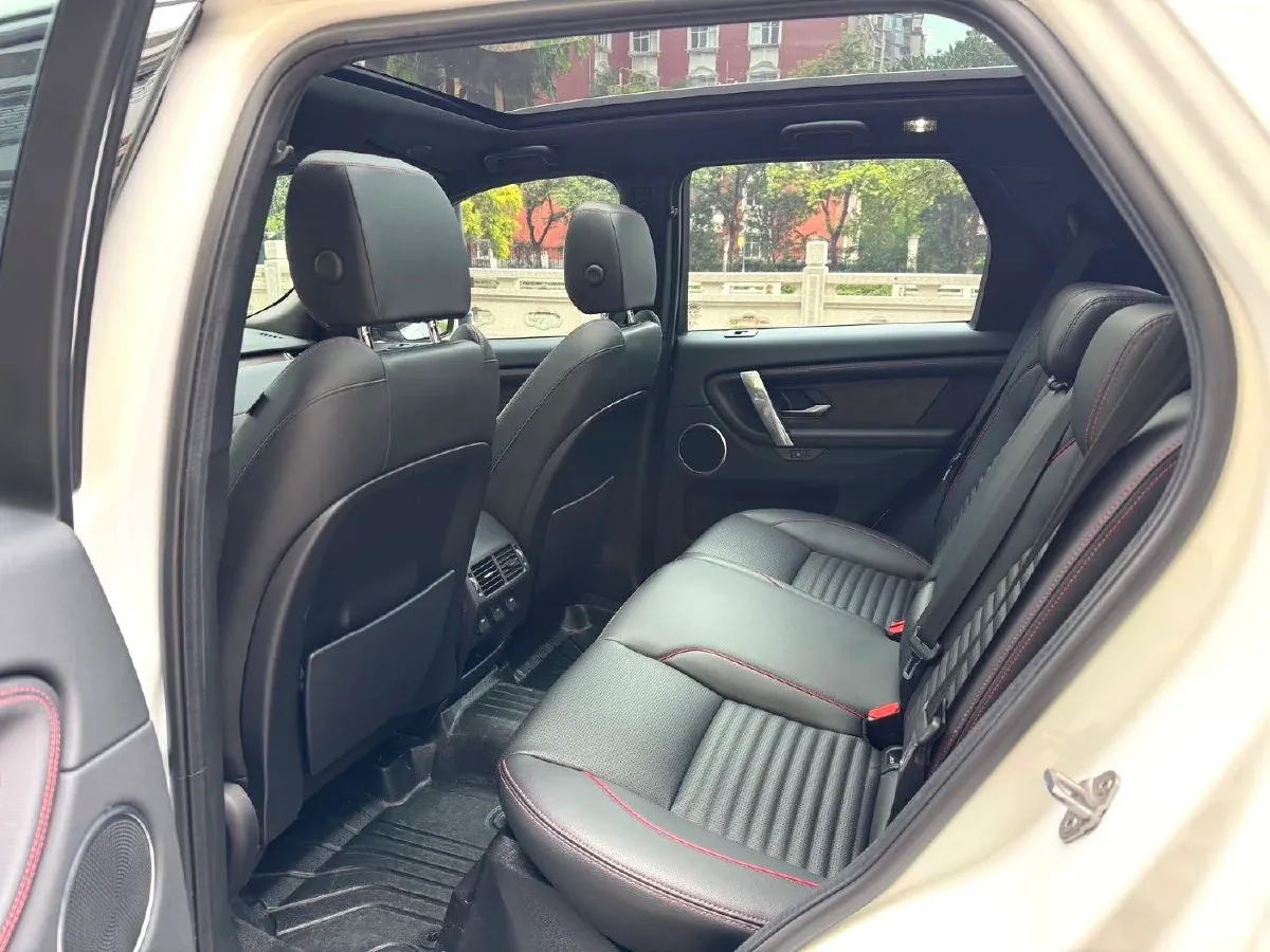 2023 Land Rover Discovery Sport 2.0T 249HP L4 9AT,autocango,china used car exporter,china ev exporter,chinese used car exporter,chinese used ev exporter