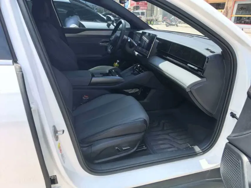 2025 BYD QinL BEV,autocango,china used car exporter,china ev exporter,chinese used car exporter,chinese used ev exporter