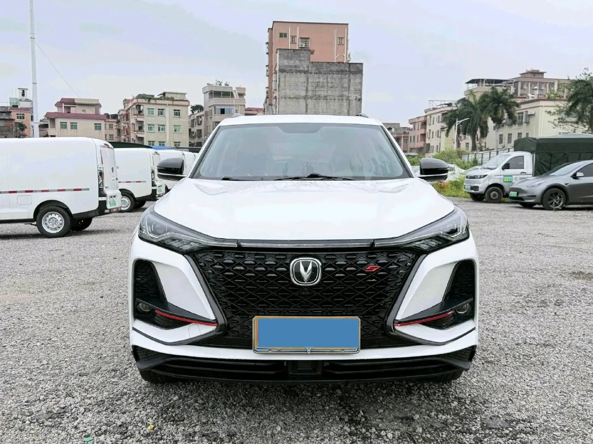 2020 ChangAn CS75 Plus 2.0T 233HP L4 8AT,autocango,china used car exporter,china ev exporter,chinese used car exporter,chinese used ev exporter