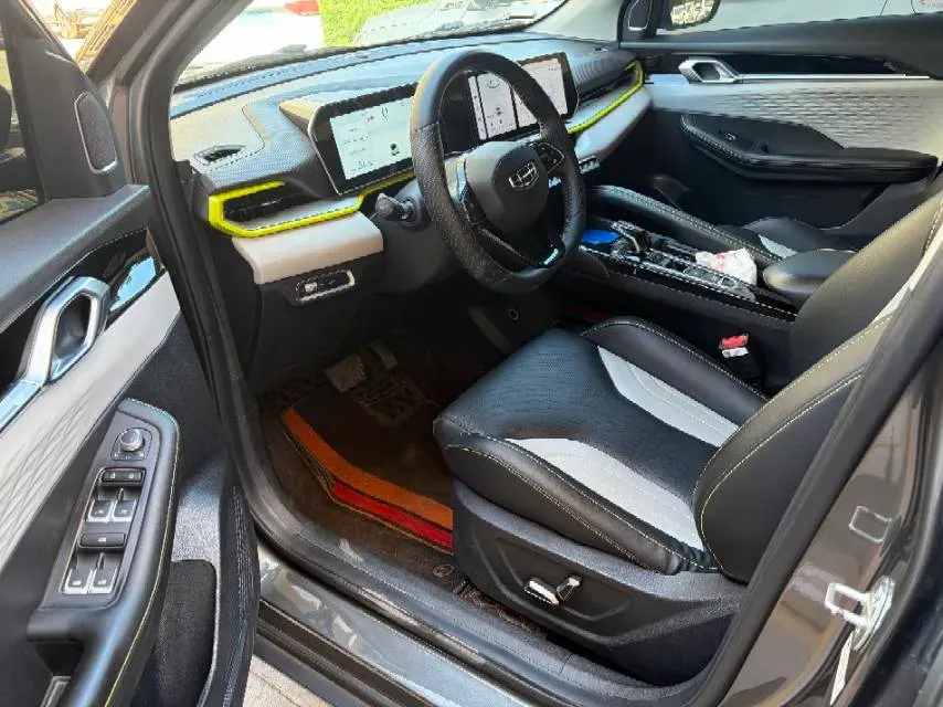 2022 Geely Coolray 1.5T 181HP L4 7DCT,autocango,china used car exporter,china ev exporter,chinese used car exporter,chinese used ev exporter