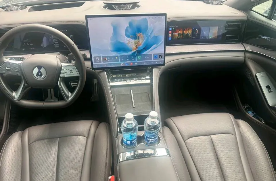 2024 Denza DenzaZ9 2.0T 207HP L4 E-CVT PHEV 38.5KWH,autocango,china used car exporter,china ev exporter,chinese used car exporter,chinese used ev exporter