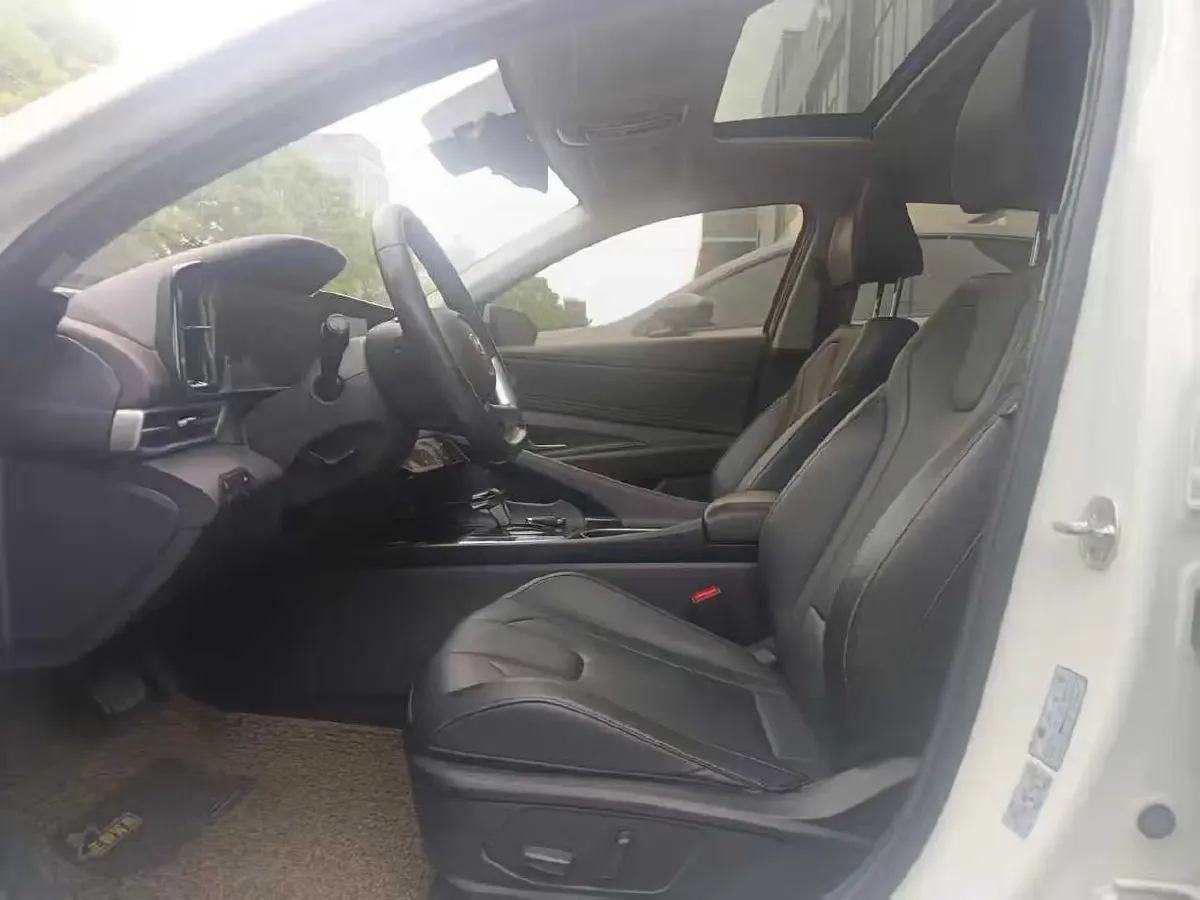 2021 Hyundai Elantra 1.5L 115HP L4 CVT,autocango,china used car exporter,china ev exporter,chinese used car exporter,chinese used ev exporter