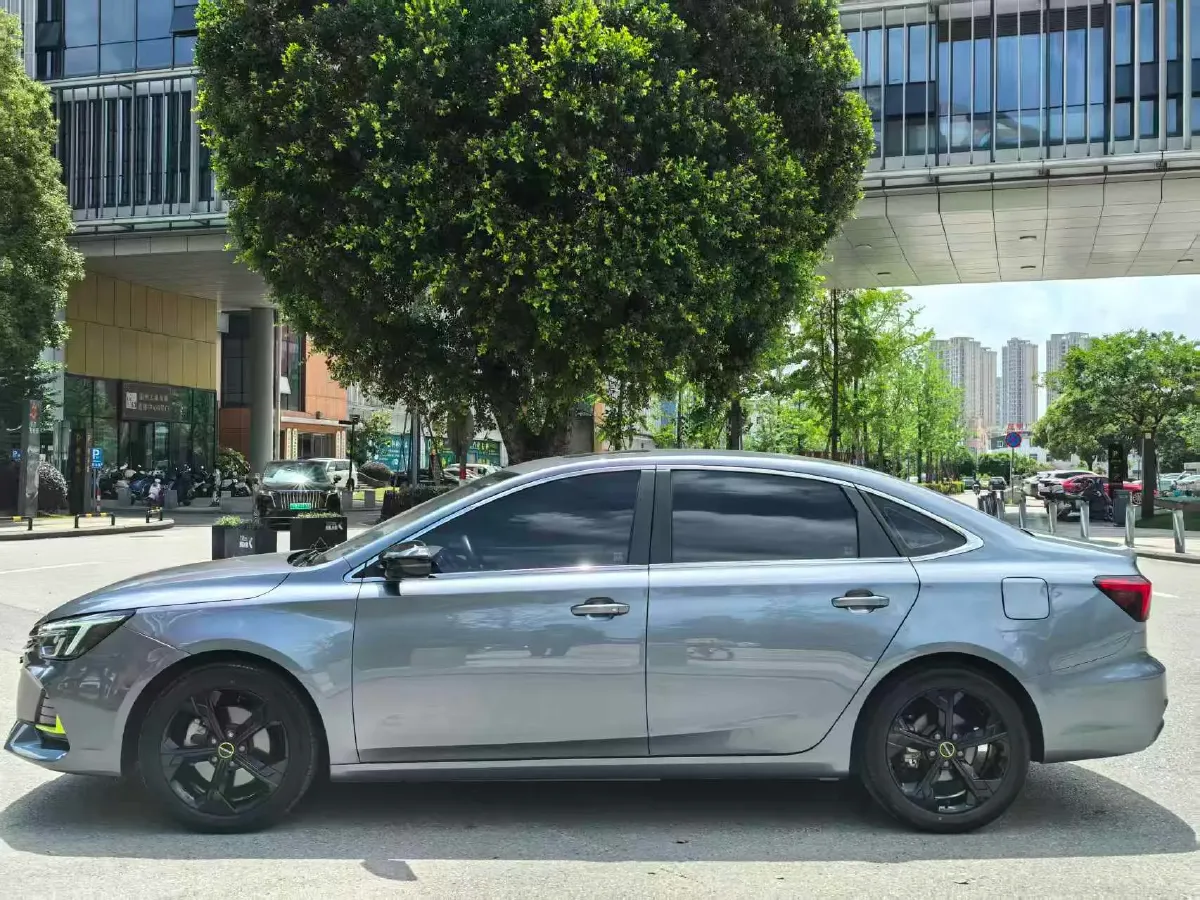 2020 Roewe i6 MAX 1.5T 173HP L4 7DCT,autocango,china used car exporter,china ev exporter,chinese used car exporter,chinese used ev exporter