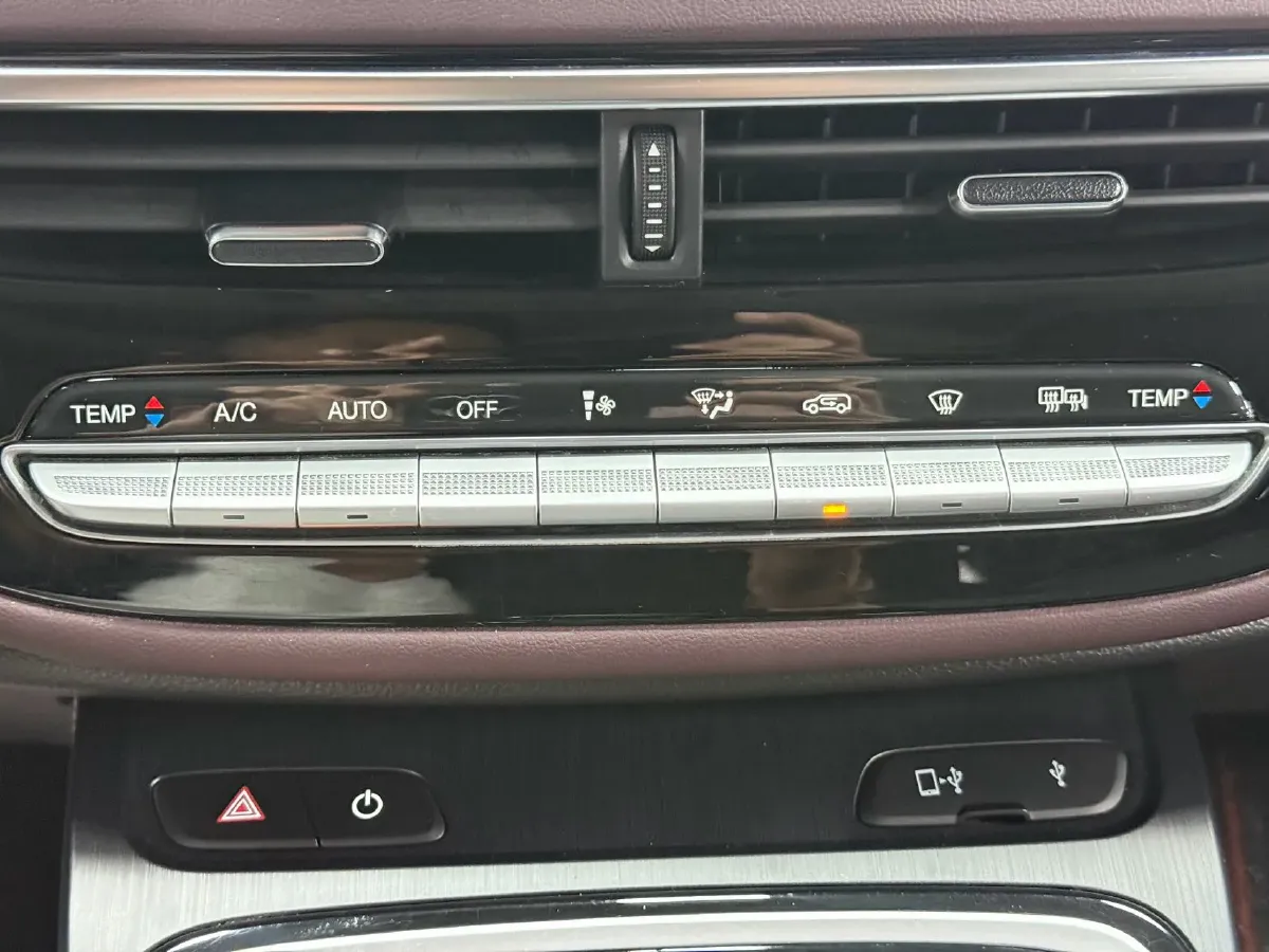 2021 GAC Trumpchi M6 1.5T 169HP L4 6AT,autocango,china used car exporter,china ev exporter,chinese used car exporter,chinese used ev exporter