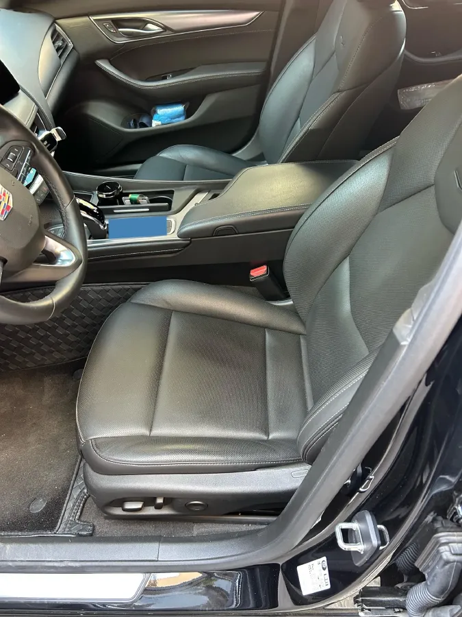 2024 Cadillac CT5 2.0T 237HP L4 10AT,autocango,china used car exporter,china ev exporter,chinese used car exporter,chinese used ev exporter
