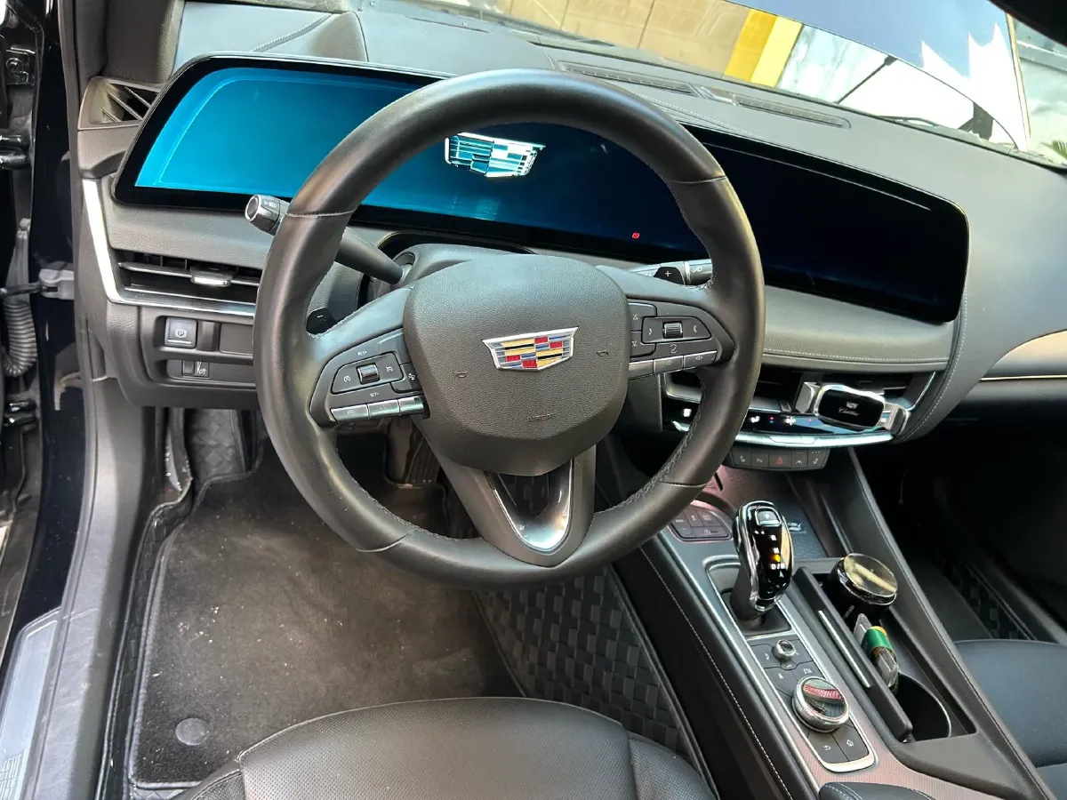 2024 Cadillac CT5 2.0T 237HP L4 10AT,autocango,china used car exporter,china ev exporter,chinese used car exporter,chinese used ev exporter