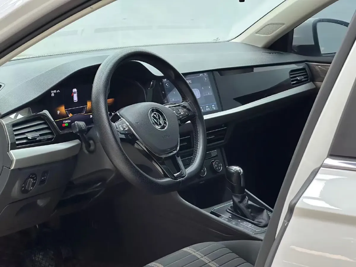 2022 Volkswagen Sagitar 1.2T 116HP L4 7DCT,autocango,china used car exporter,china ev exporter,chinese used car exporter,chinese used ev exporter