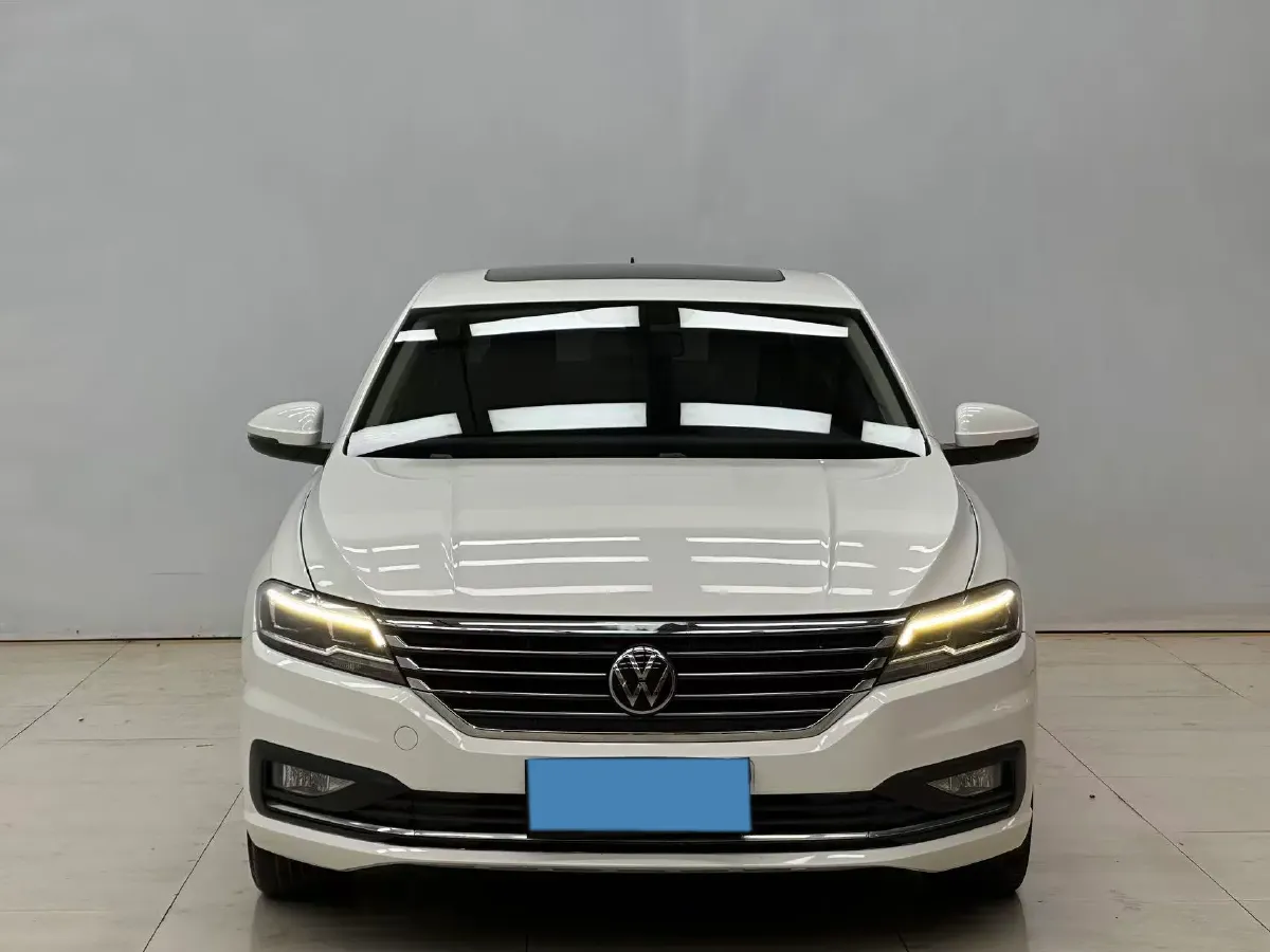 2022 Volkswagen Sagitar 1.2T 116HP L4 7DCT,autocango,china used car exporter,china ev exporter,chinese used car exporter,chinese used ev exporter
