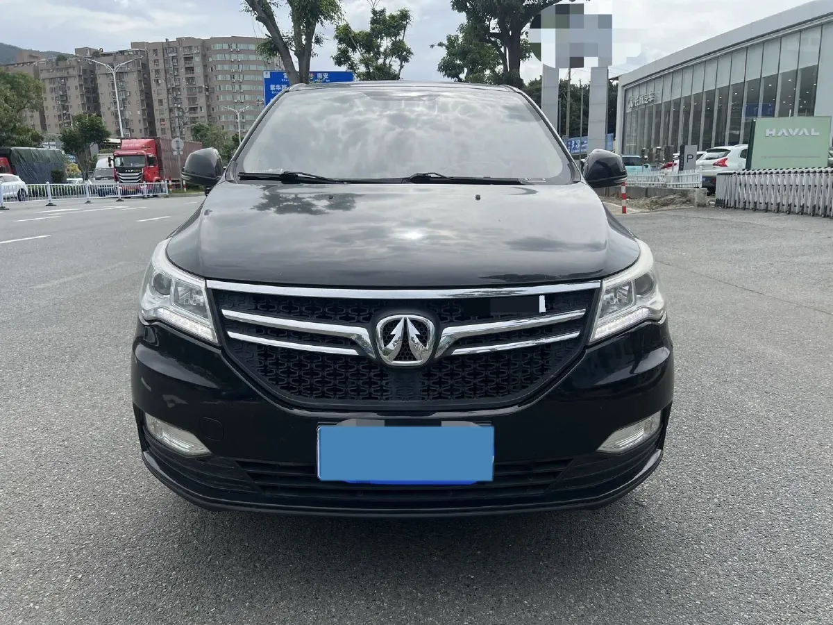 2017 BAIC WeiWang M50F 1.3T 129HP L4 6MT,autocango,china used car exporter,china ev exporter,chinese used car exporter,chinese used ev exporter