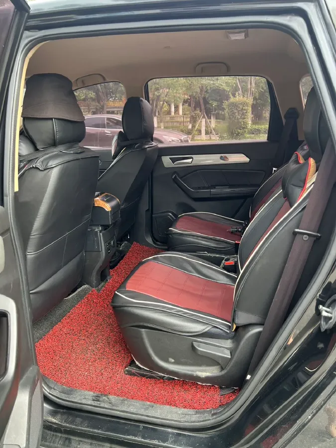 2017 BAIC WeiWang M50F 1.3T 129HP L4 6MT,autocango,china used car exporter,china ev exporter,chinese used car exporter,chinese used ev exporter