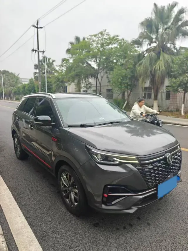2022 ChangAn CS55 Plus 1.5T 180HP L4 7DCT,autocango,china used car exporter,china ev exporter,chinese used car exporter,chinese used ev exporter