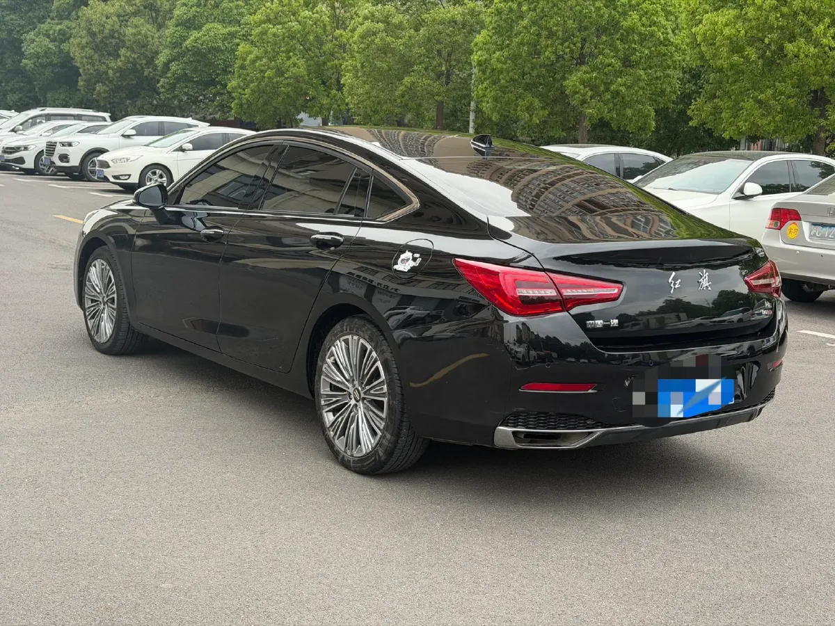 2022 HongQi H5 1.5T 169HP L4 7DCT,autocango,china used car exporter,china ev exporter,chinese used car exporter,chinese used ev exporter